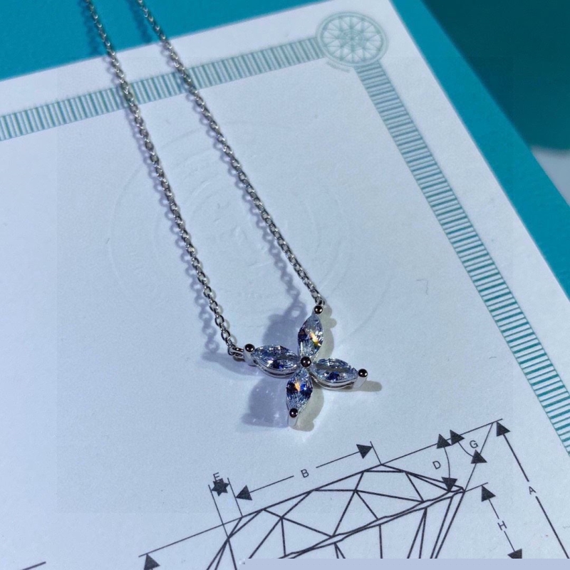T*f*ny necklaces